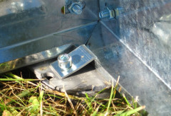 Sada 4 zemní vruty (modely 6x4, 6x6, 2500, 3800) LG1489 (3)