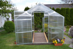 Skleník LANITPLAST DOMIK 2,6x2 m PC 4 mm LG2552 (2)